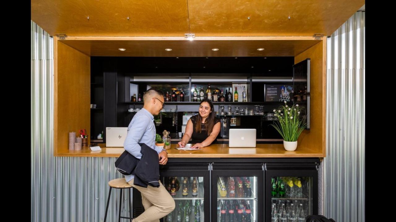 Отель Ibis Styles Bobigny Centre Prefecture Экстерьер фото
