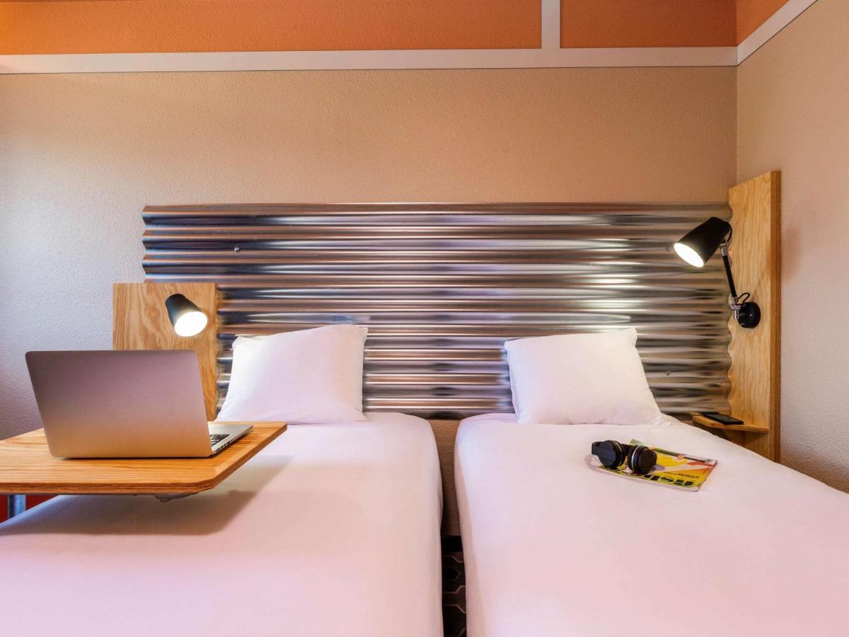 Отель Ibis Styles Bobigny Centre Prefecture Экстерьер фото