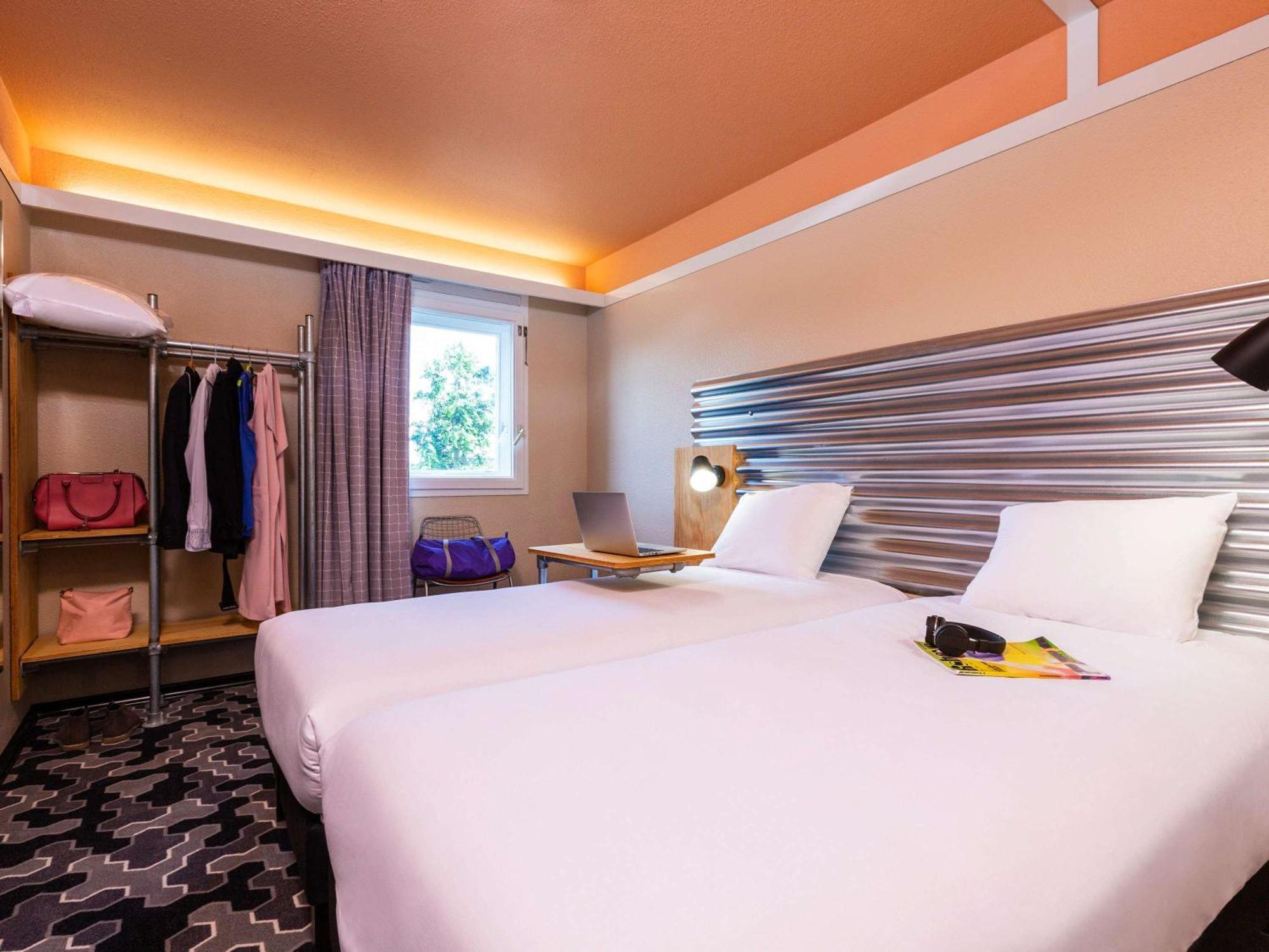 Отель Ibis Styles Bobigny Centre Prefecture Экстерьер фото